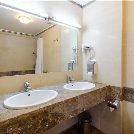 Crisol Tres Pastorinhos Hotel